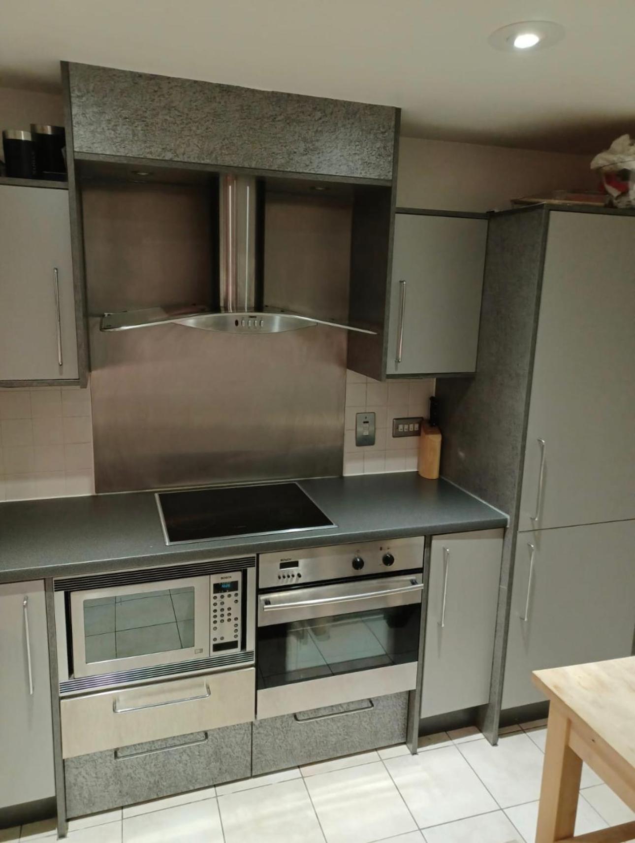 Homestay Budget,cosy Double Bedroom - Shared Bathroom London